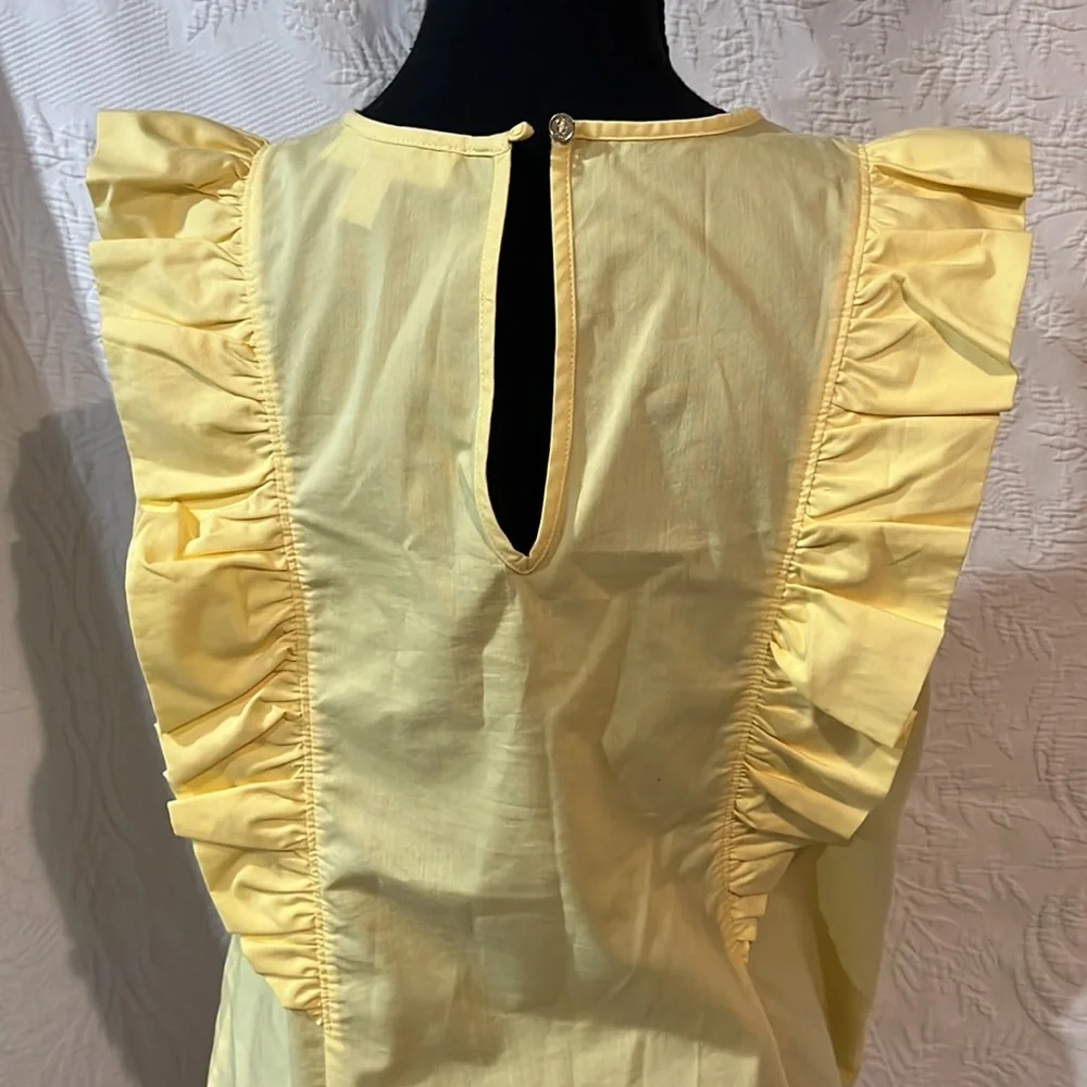 Michael Kors ruffle top, size‎ medium